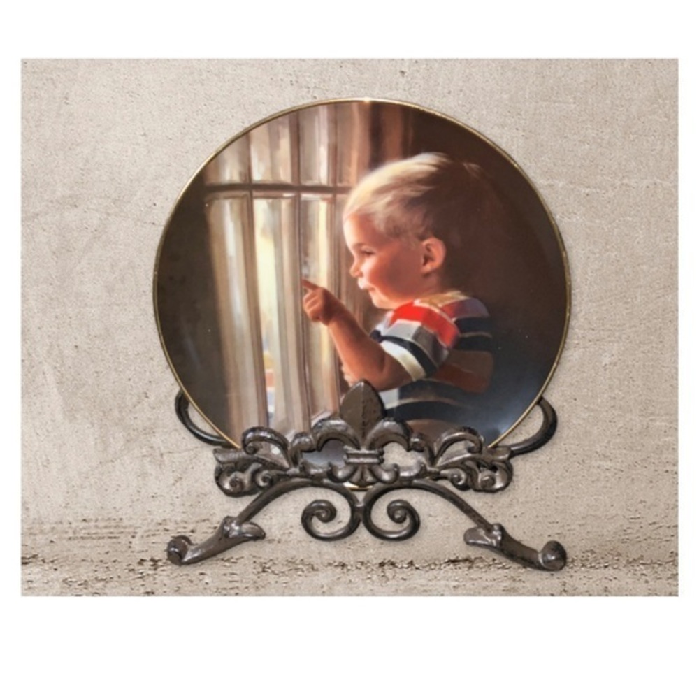 Pemberton & Oakes 1986 “Daddy’s Home” 22k Gold Rim Porcelain Collectors Plate